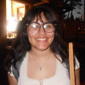 Meet your Posher, Valeria